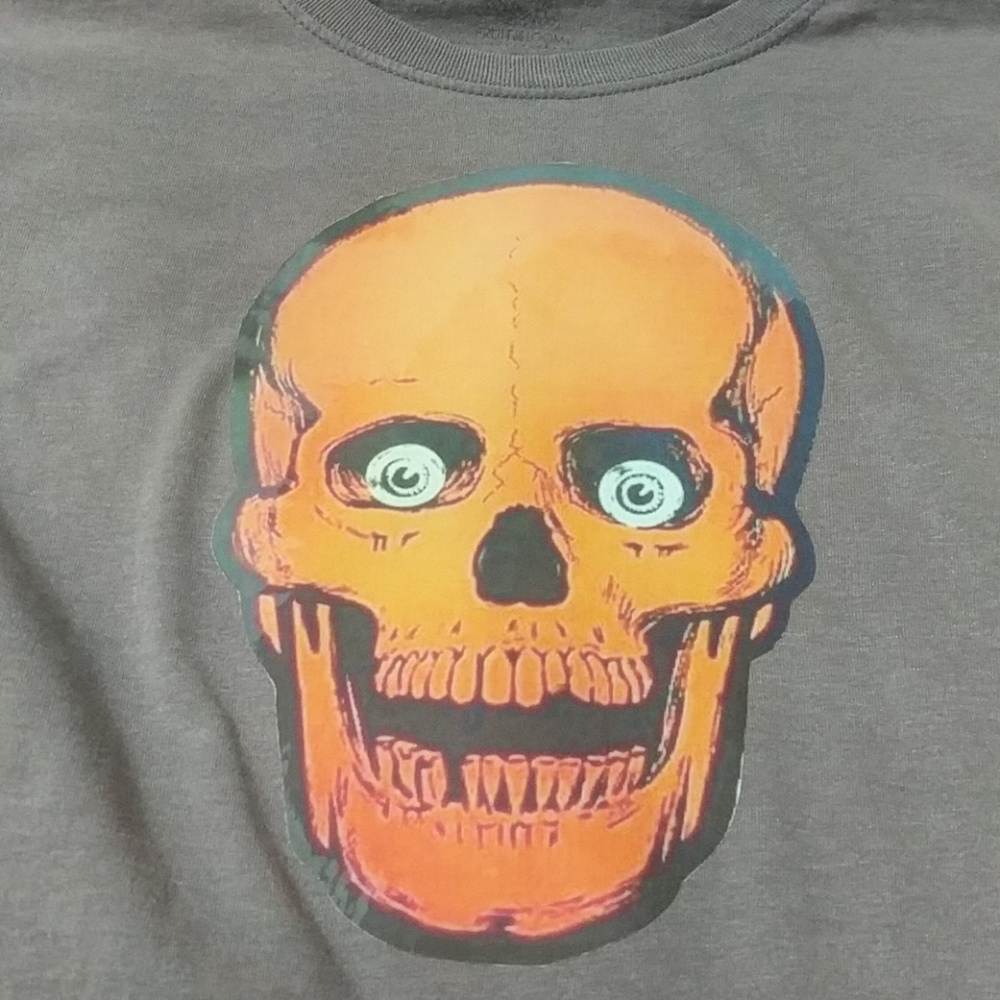 Skull tshirt vintage heat transfer size XL